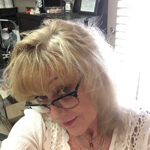 Meet your Posher, Cheryl